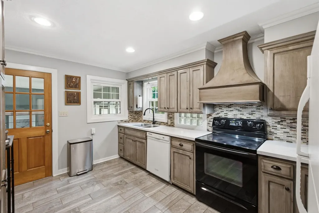 2313 S George Washington Boulevard Wichita KS 67218