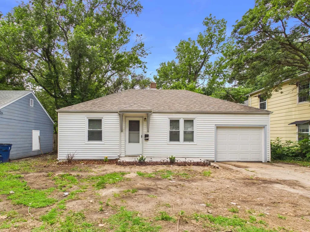 821 S Vassar Avenue Wichita KS 67218