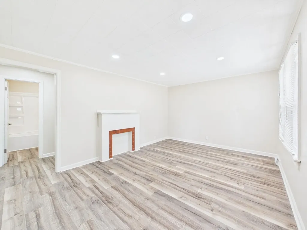 821 S Vassar Avenue Wichita KS 67218
