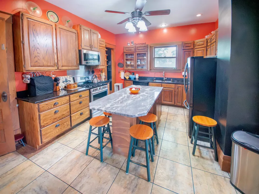 116 N F Wellington KS 67152