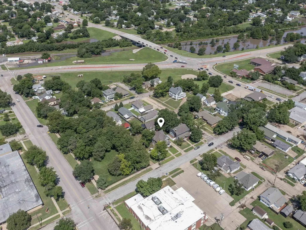 116 N F Wellington KS 67152