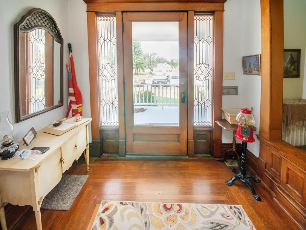 116 N F Wellington KS 67152