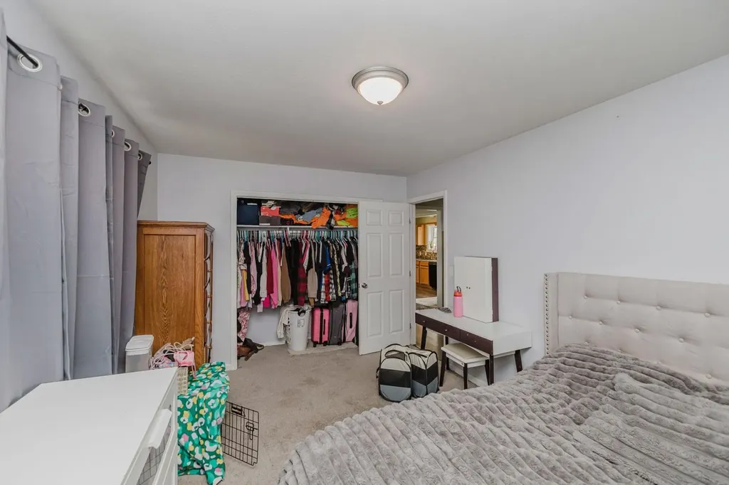 6056 N Sullivan Avenue Wichita KS 67204