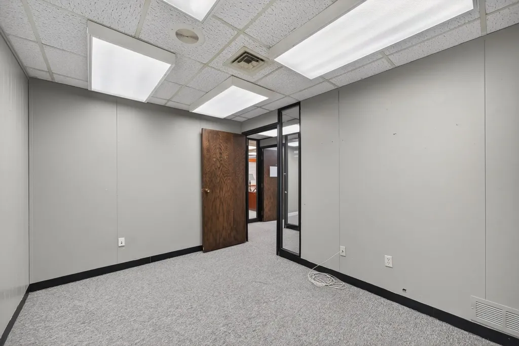 144 N Oliver Wichita KS 67208