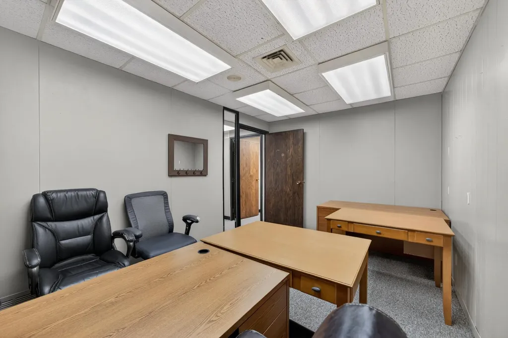 144 N Oliver Wichita KS 67208