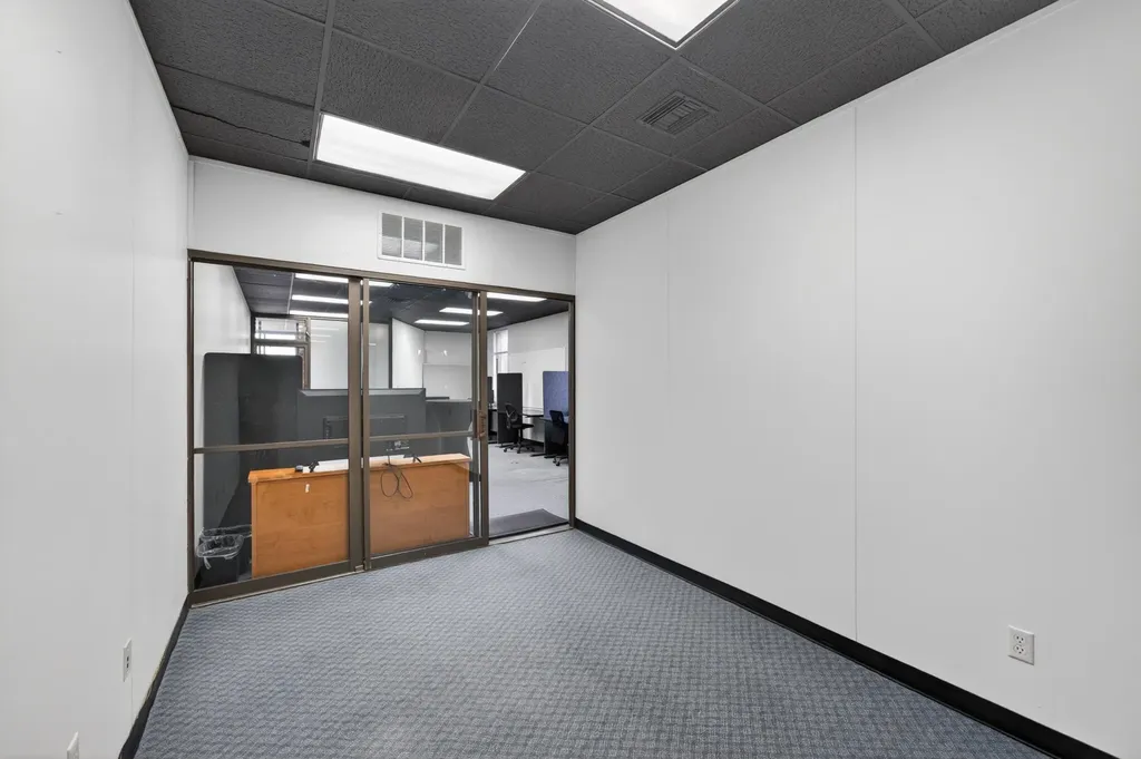 144 N Oliver Wichita KS 67208