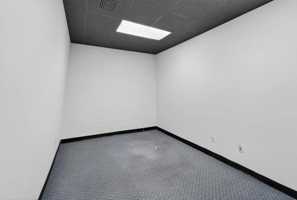 144 N Oliver Wichita KS 67208