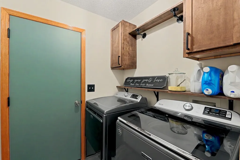 3724 S Westgate Wichita KS 67215