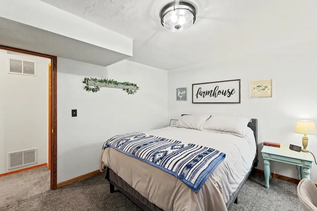 3724 S Westgate Wichita KS 67215