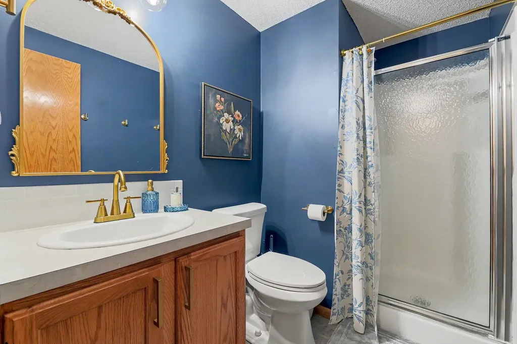 3724 S Westgate Wichita KS 67215