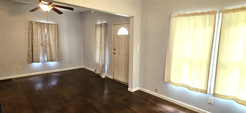 715 Platter Street Winfield KS 67156