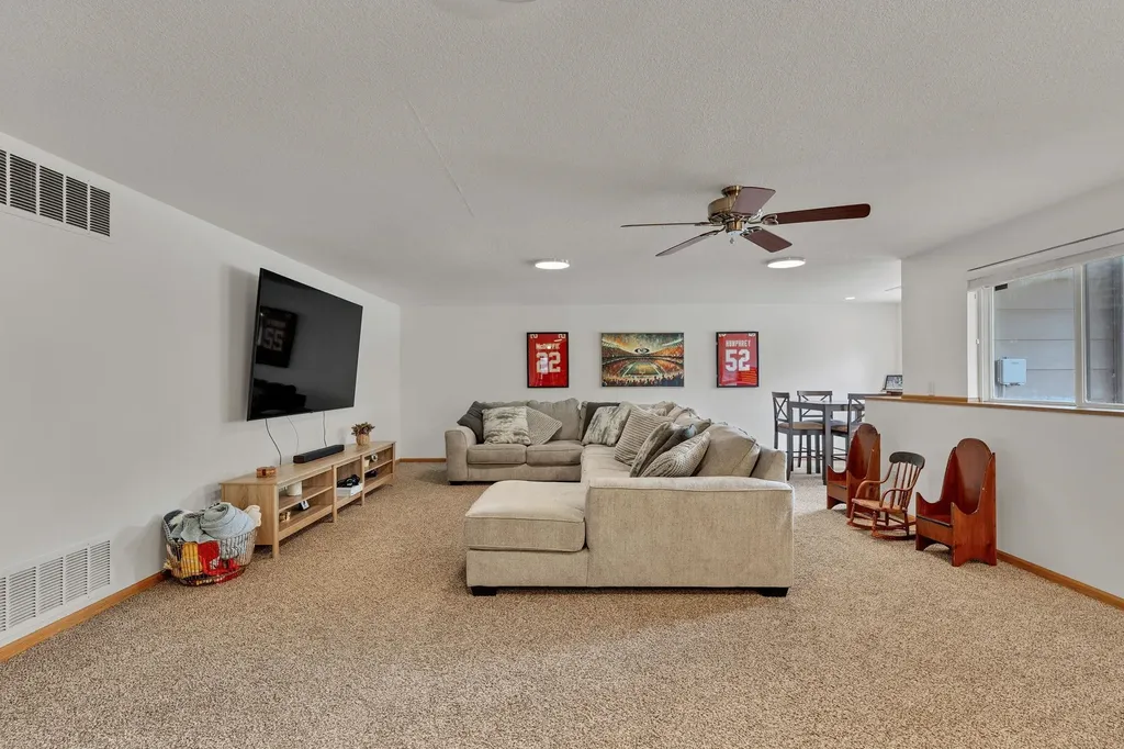 1481 S Shiloh Court Wichita KS 67207