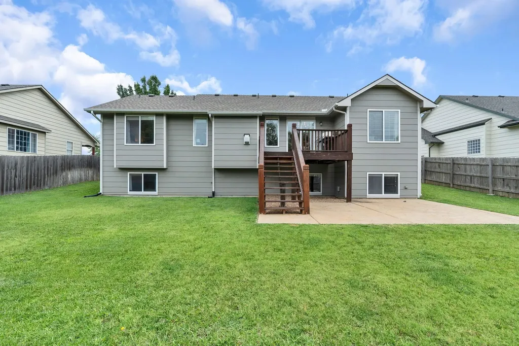 1481 S Shiloh Court Wichita KS 67207