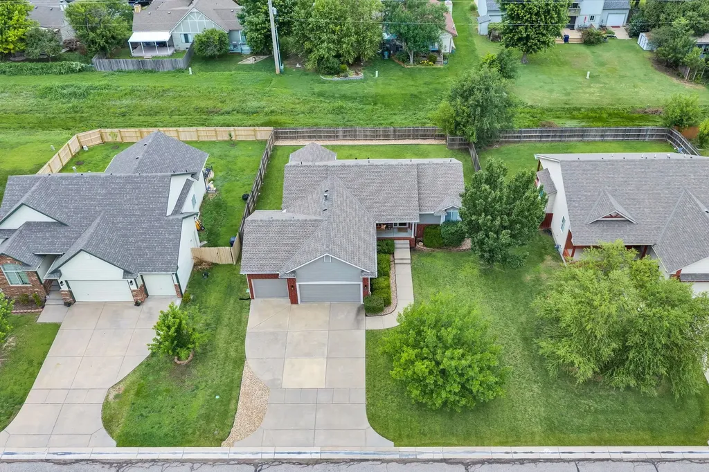 1481 S Shiloh Court Wichita KS 67207