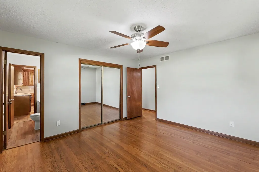1435 S Rock Road Derby KS 63037