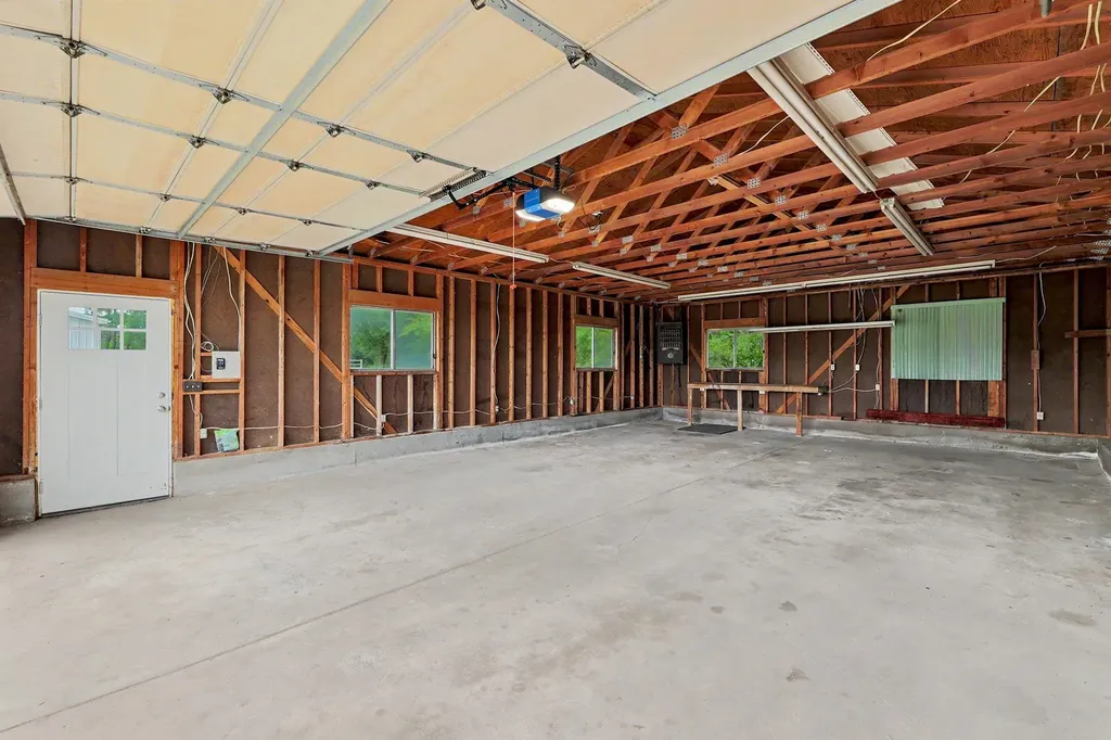 1435 S Rock Road Derby KS 63037