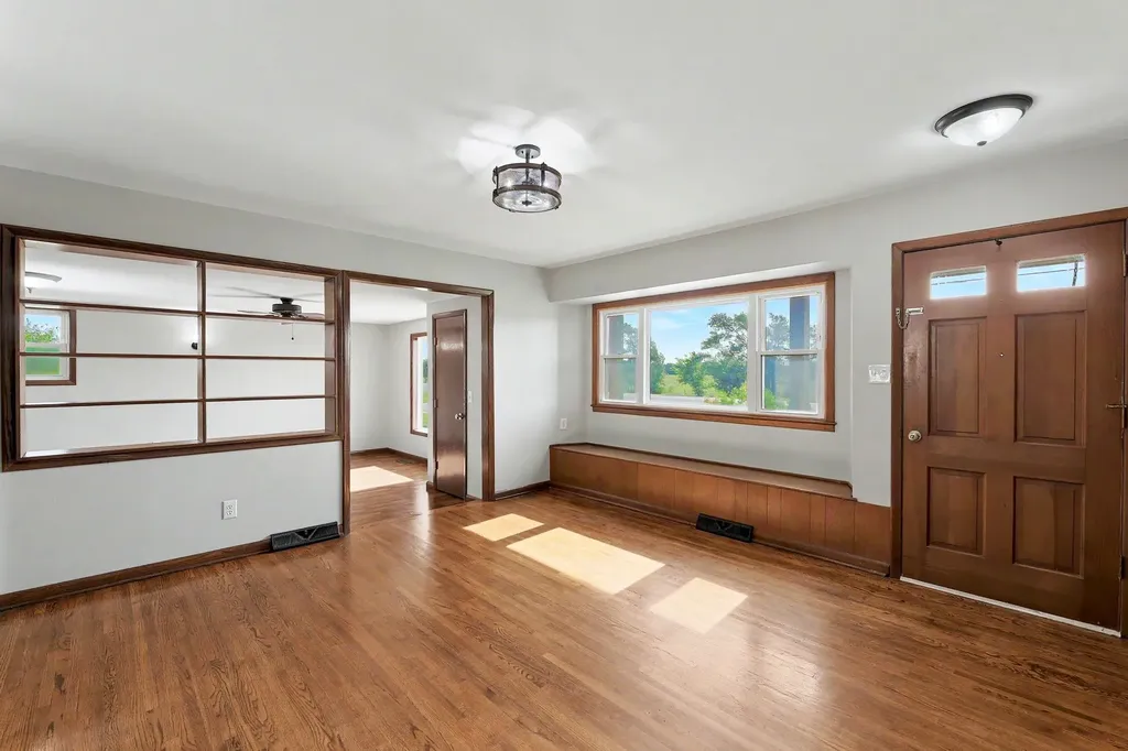 1435 S Rock Road Derby KS 63037