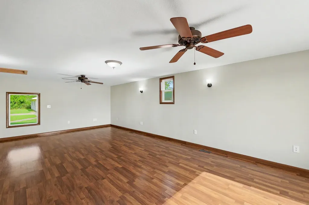 1435 S Rock Road Derby KS 63037