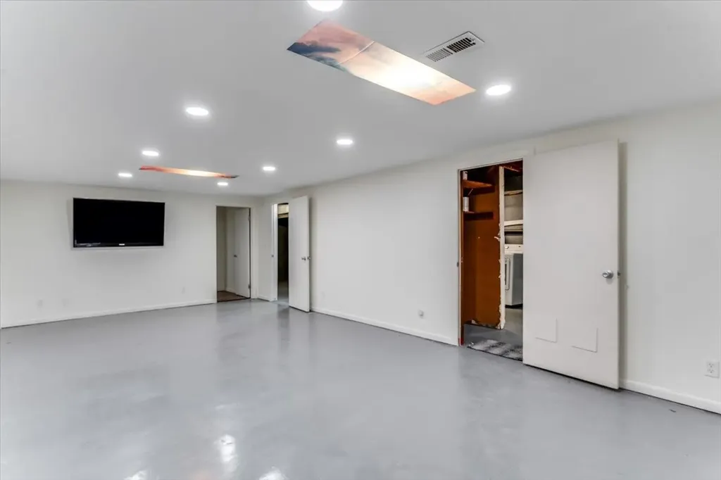 3003 S Chase Wichita KS 67217