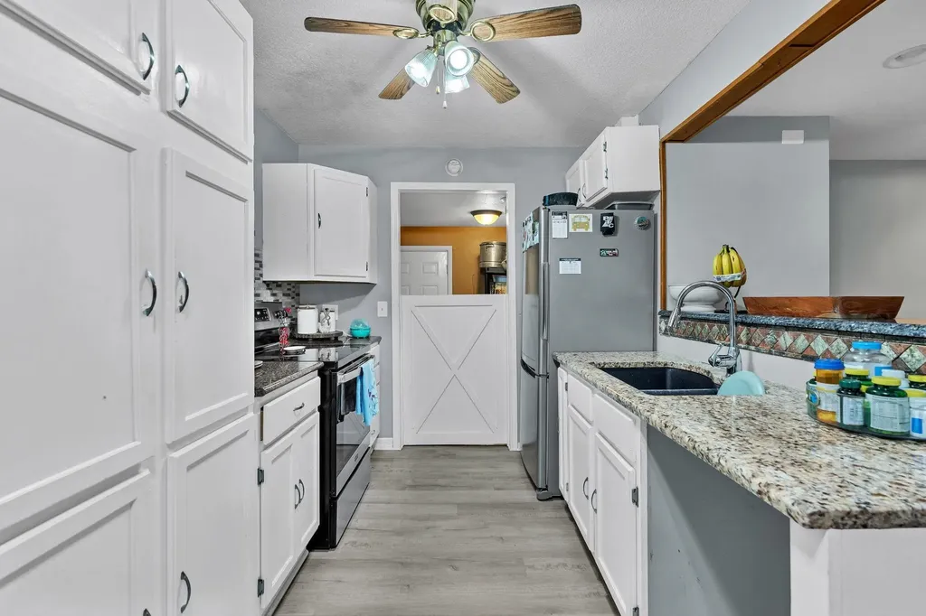 2940 S Walnut Wichita KS 67217