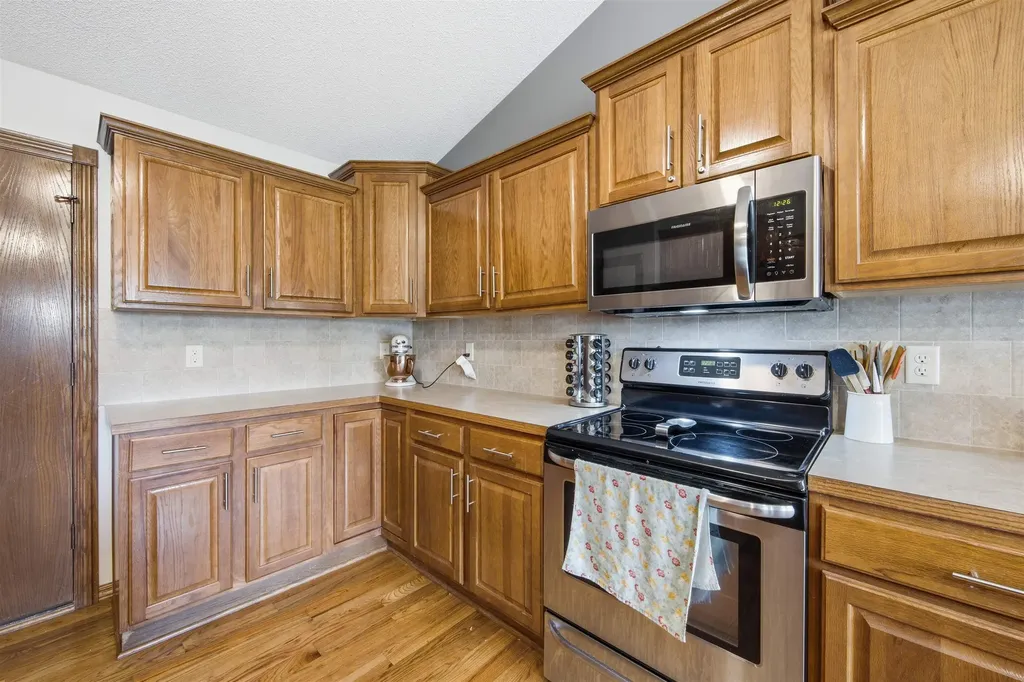 13302 E Laguna Wichita KS 67230