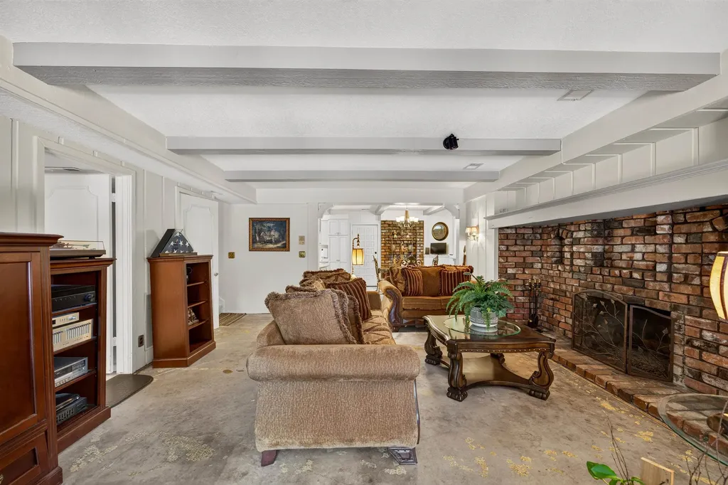 8621 E Tamarac Street Wichita KS 67206