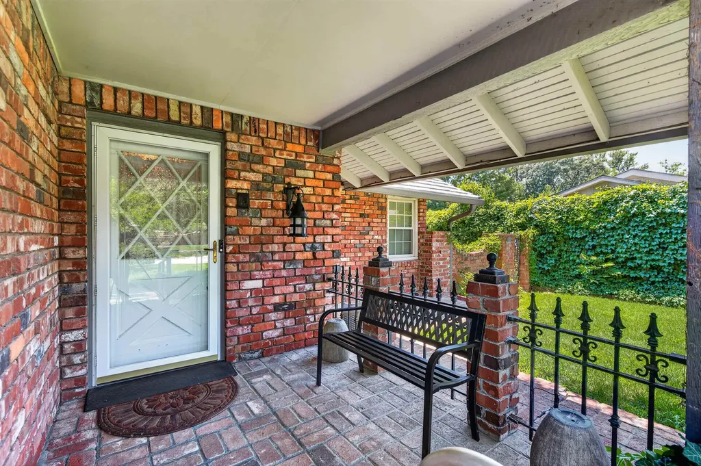 8621 E Tamarac Street Wichita KS 67206