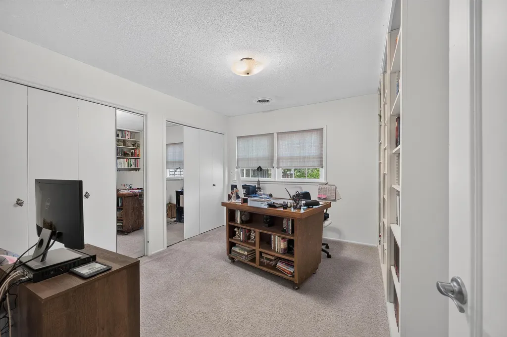 8621 E Tamarac Street Wichita KS 67206