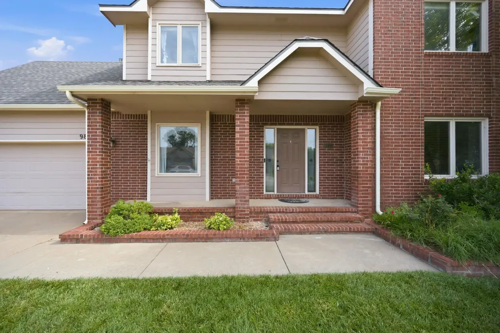 9818 W Bella Vista Wichita KS 67212