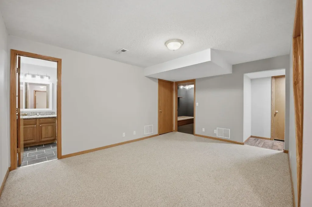 9818 W Bella Vista Wichita KS 67212