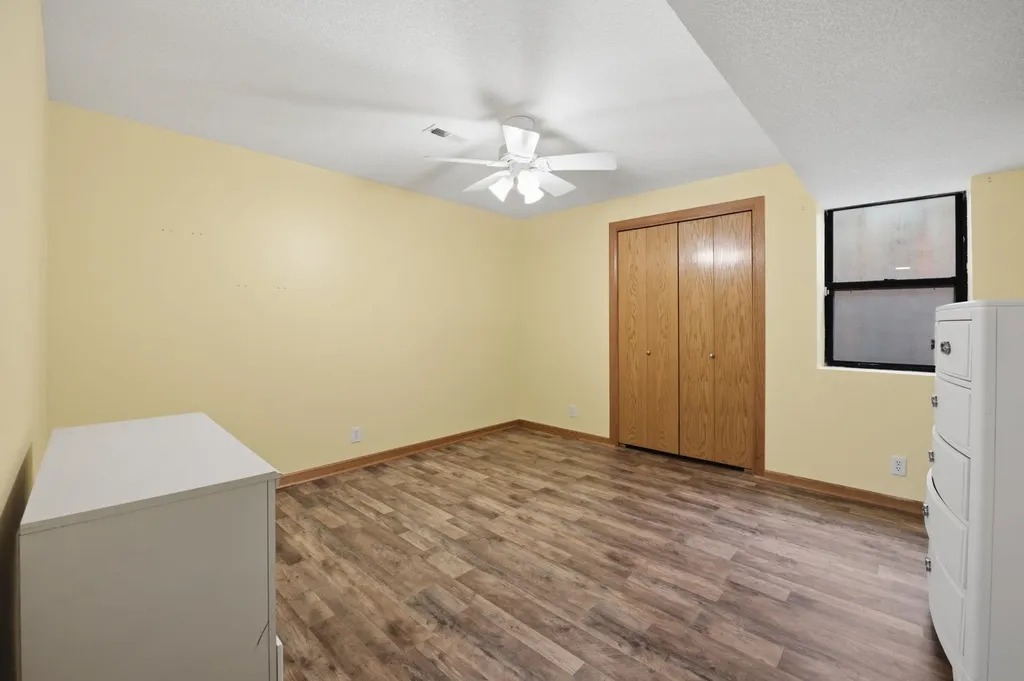 9818 W Bella Vista Wichita KS 67212