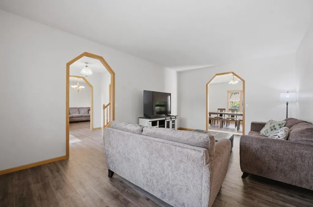 9818 W Bella Vista Wichita KS 67212