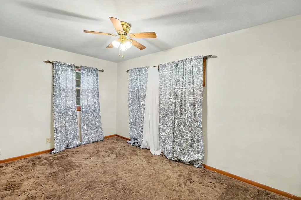 806 N Arapaho Avenue Wichita KS 67212
