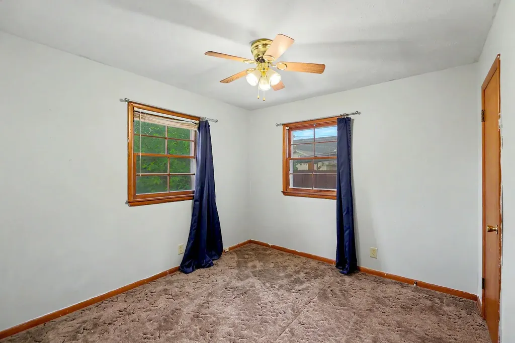 806 N Arapaho Avenue Wichita KS 67212