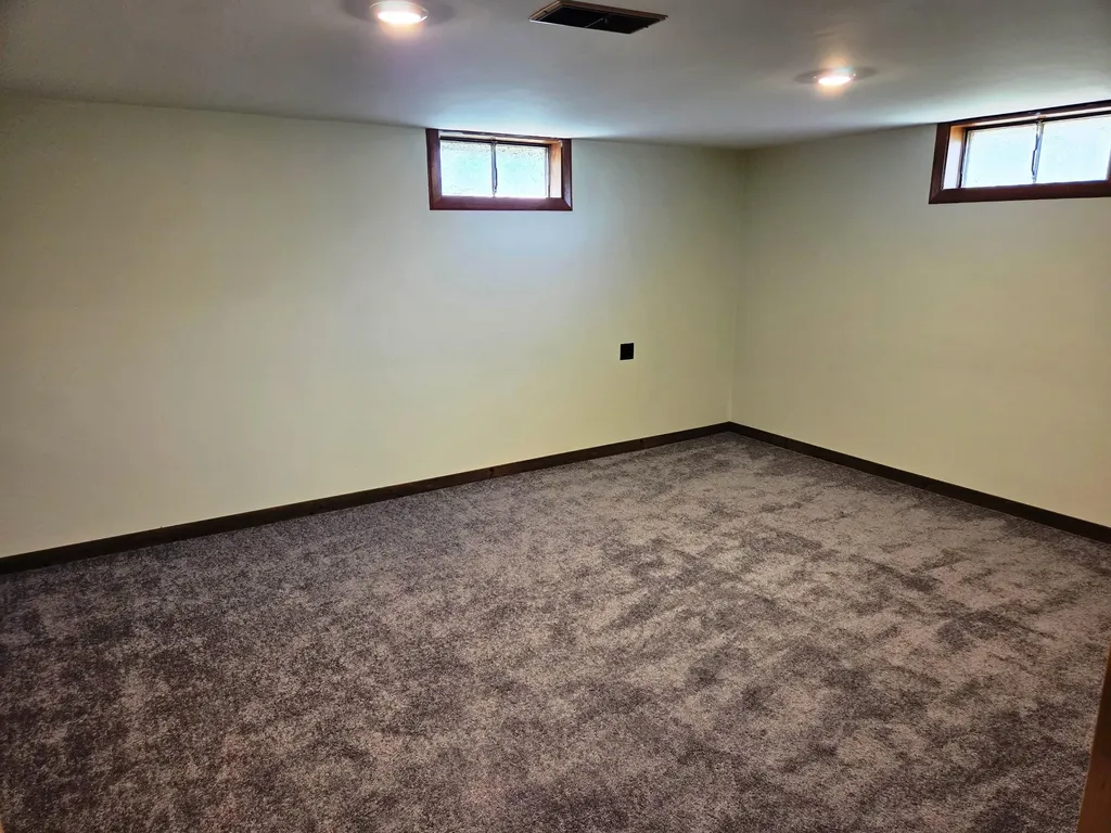 704 Northridge Street Newton KS 67114