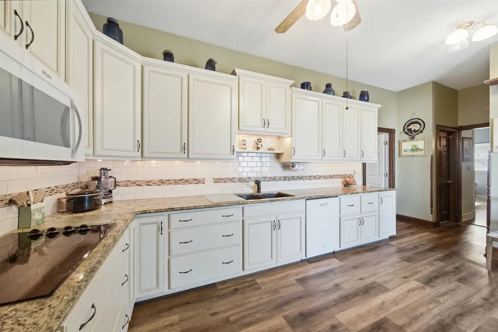 4520 SW 70th Street El Dorado KS 67042