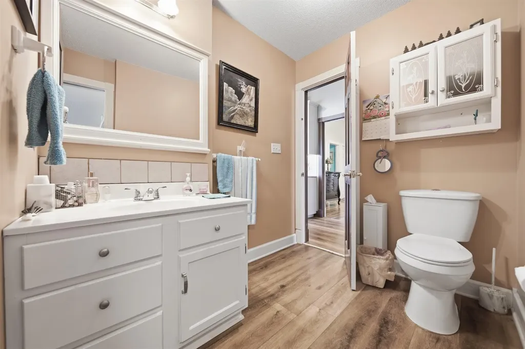 4520 SW 70th Street El Dorado KS 67042