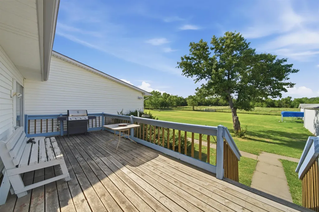4520 SW 70th Street El Dorado KS 67042