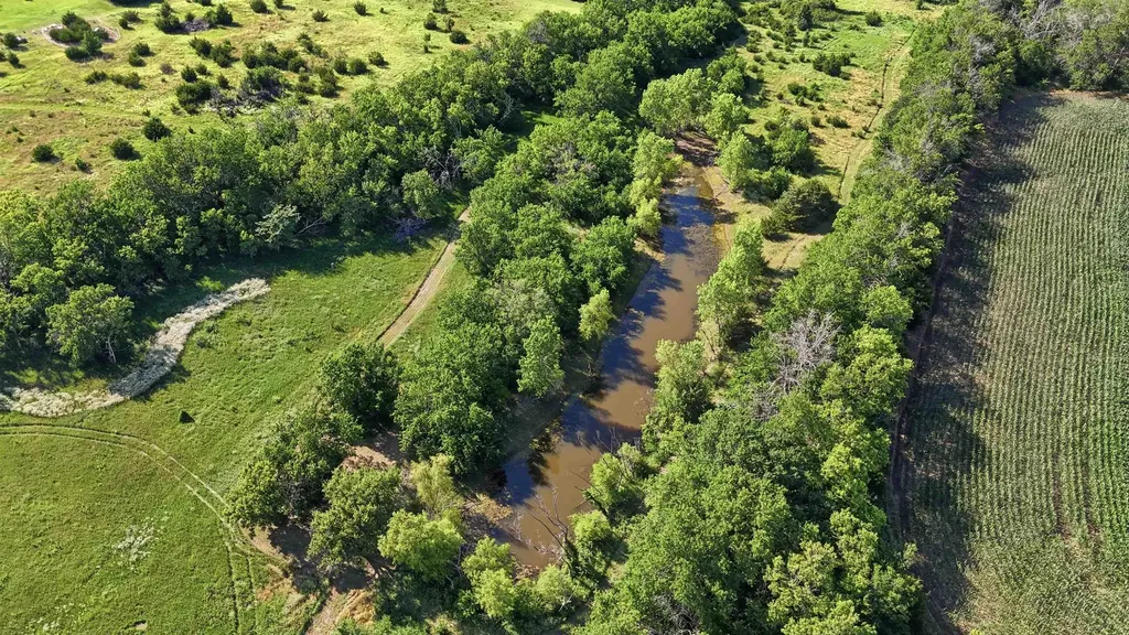 4520 SW 70th Street El Dorado KS 67042