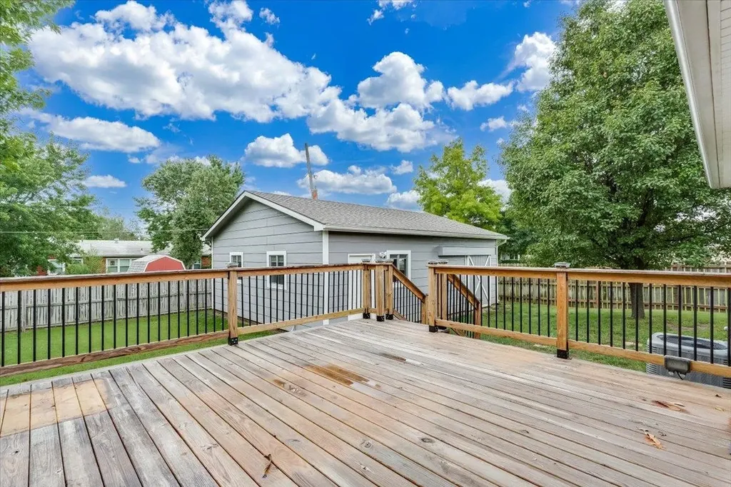 302 Marmaton Road El Dorado KS 67042-3078