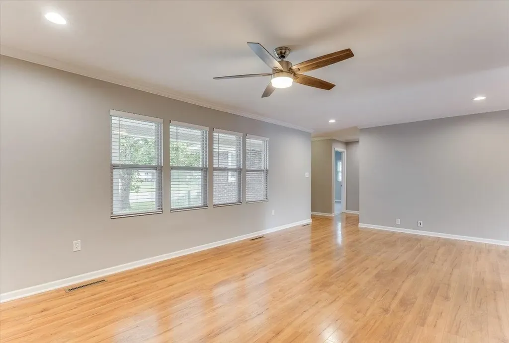 302 Marmaton Road El Dorado KS 67042-3078