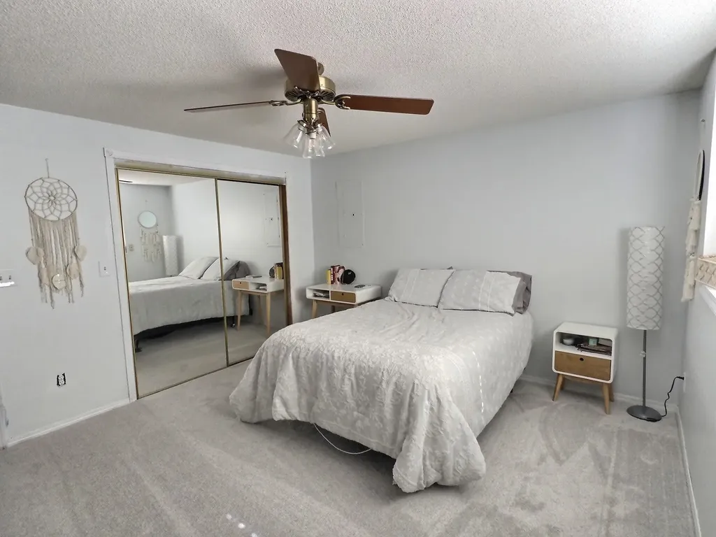 215 Prather Mulvane KS 67110