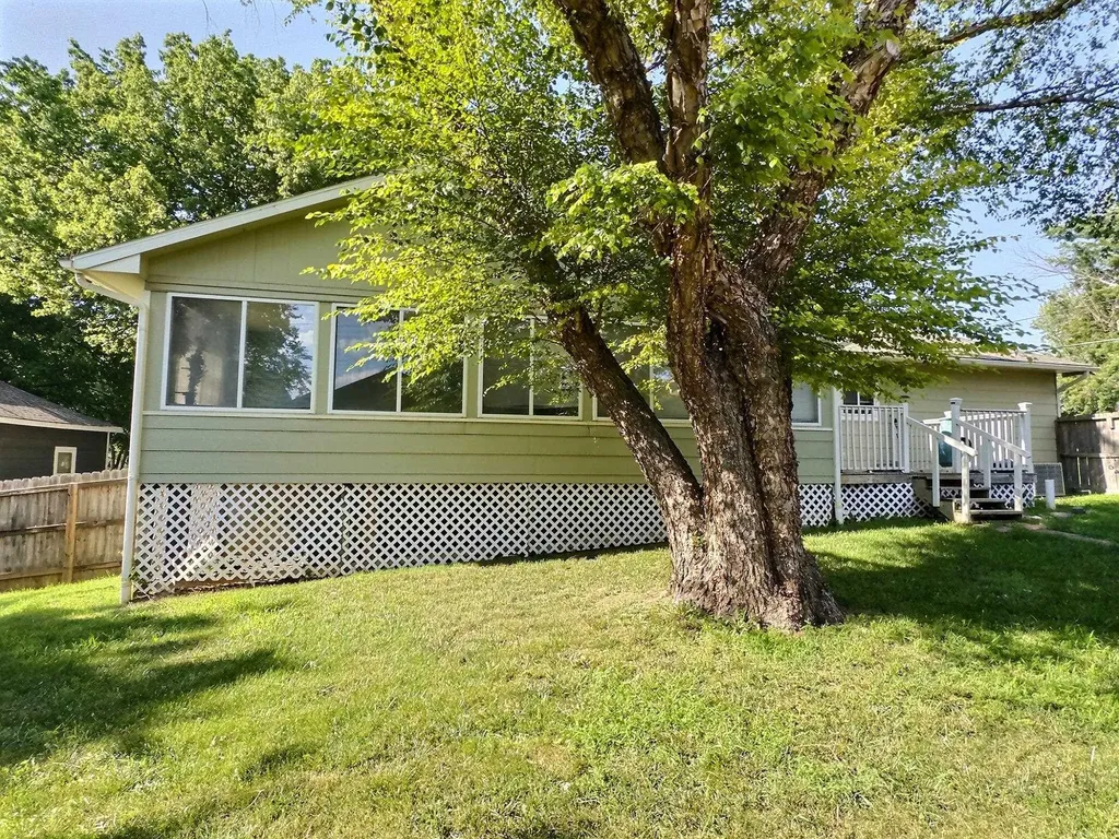 215 Prather Mulvane KS 67110
