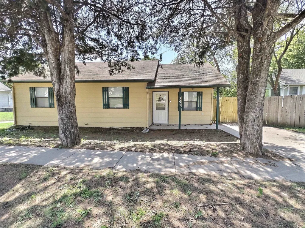 215 Prather Mulvane KS 67110