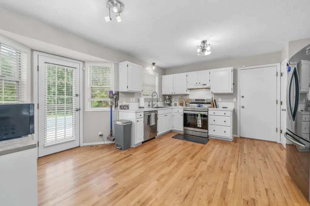 3925 N Rushwood Wichita KS 67226