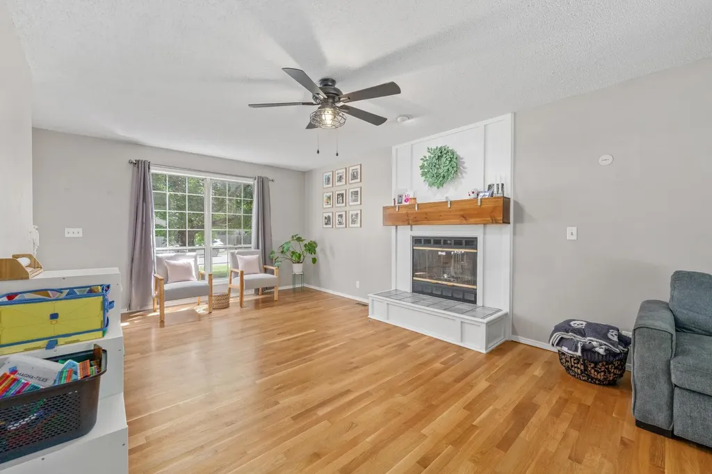 3925 N Rushwood Wichita KS 67226