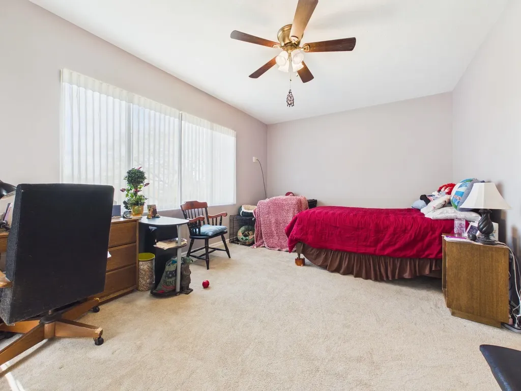22015 W 101st Street N Mount Hope KS 67108