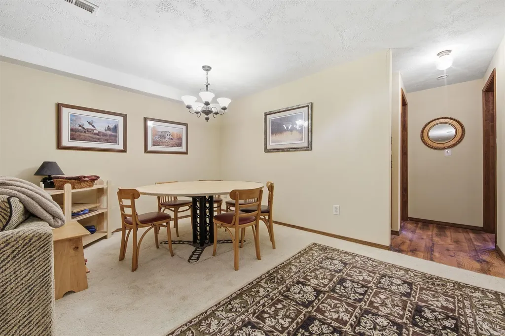 10560 SW Dennett Road Augusta KS 67010