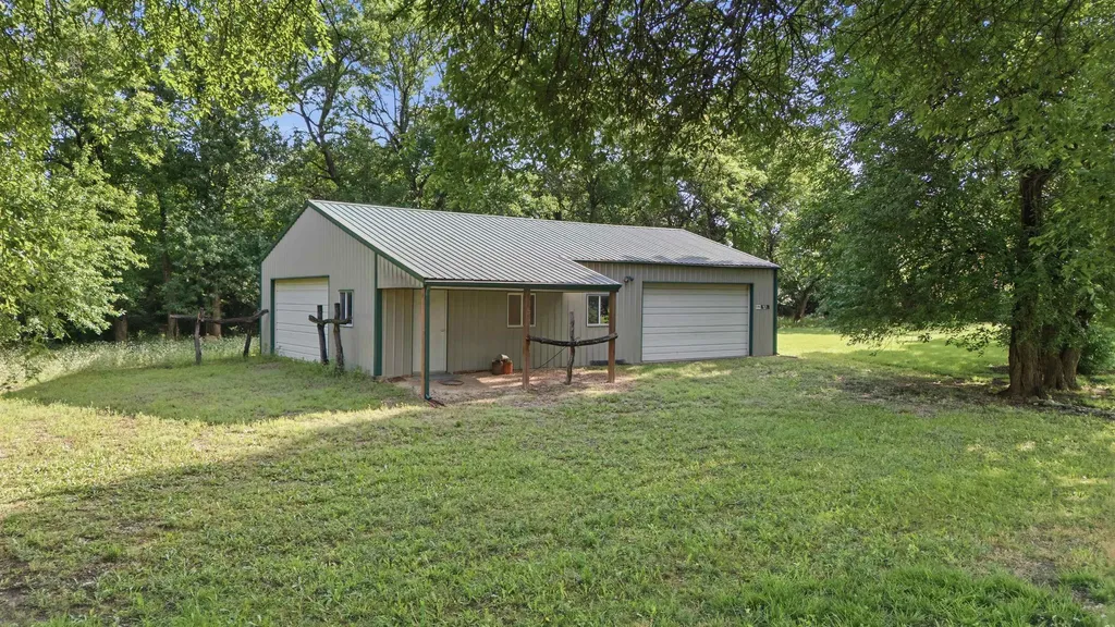 10560 SW Dennett Road Augusta KS 67010