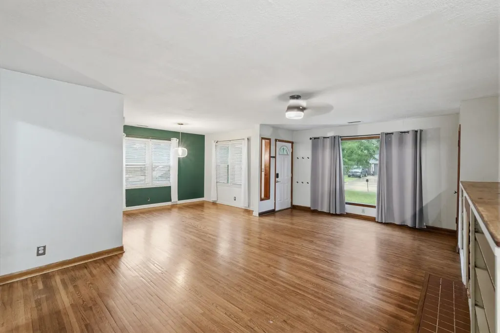 420 S Mccomas Wichita KS 67213